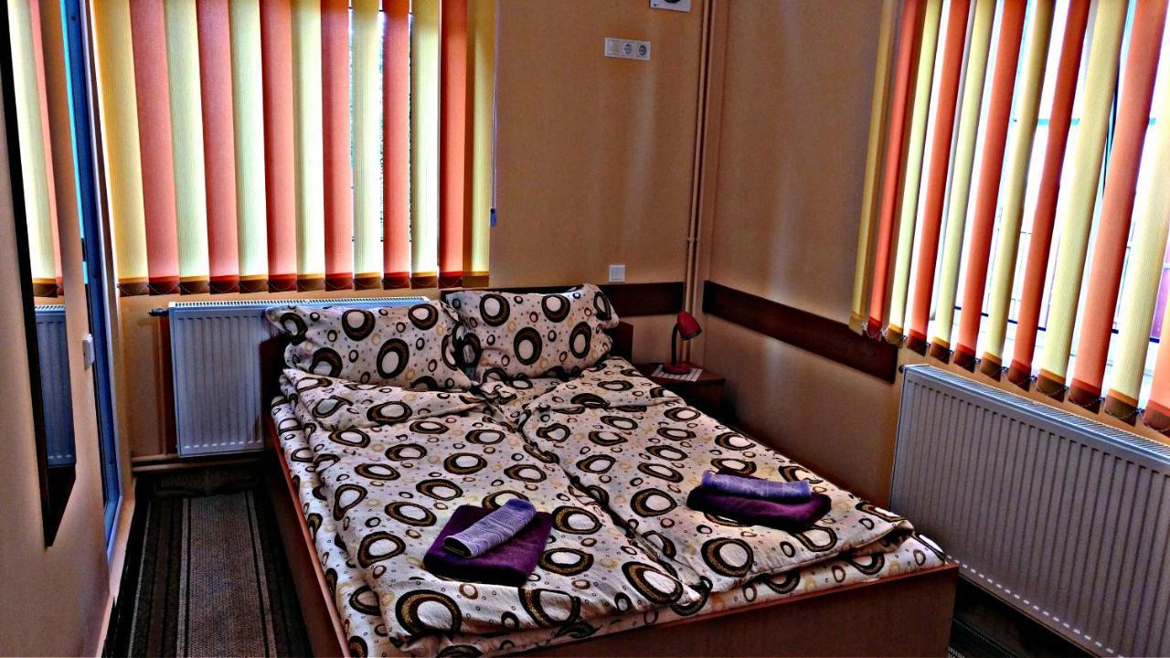 Picnic Panzio Bed & Breakfast Lunca de Sus Exterior photo